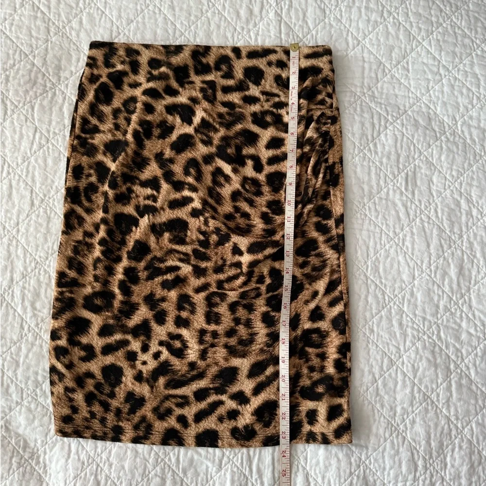 NWT H&M Animal Print Pencil Skirt